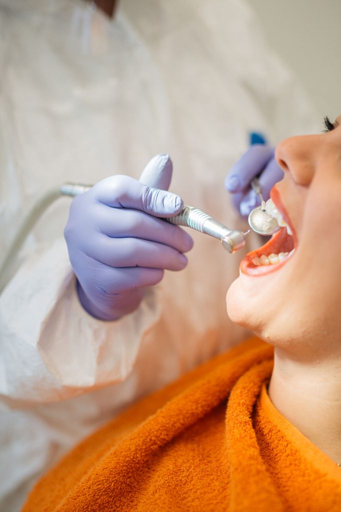 Chăm sóc implant sau phẫu thuật